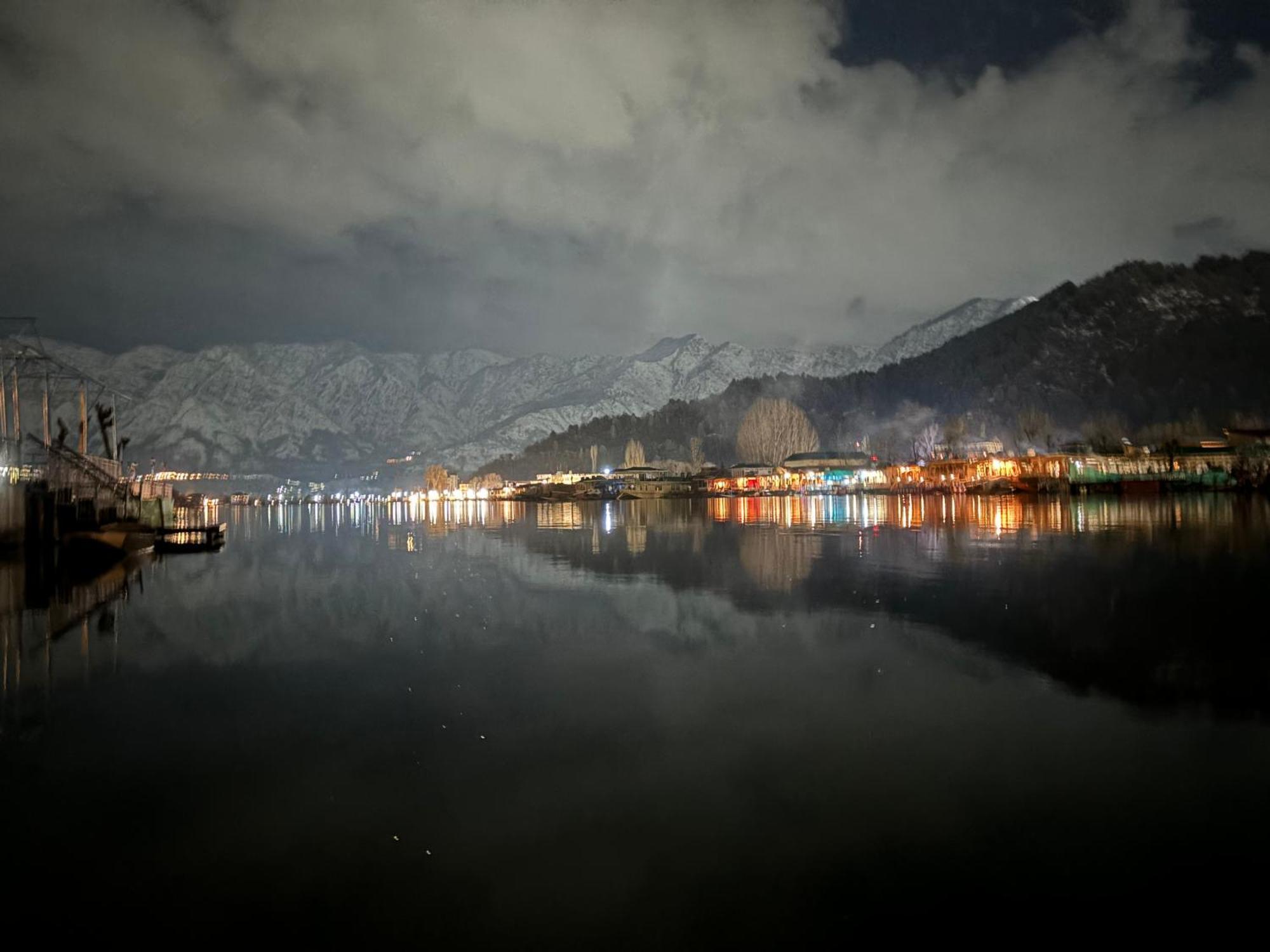The Badyari Palace Houseboats Srīnagar Dış mekan fotoğraf
